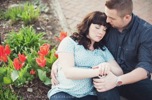 baby and pregnancy photographer in milwaukee