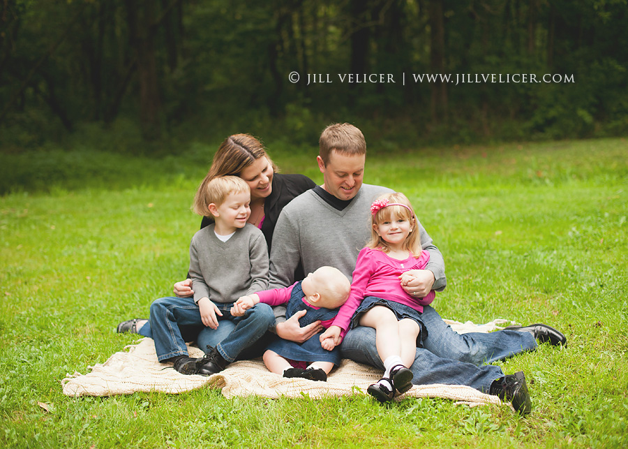 outdoor family photography wauwatosa